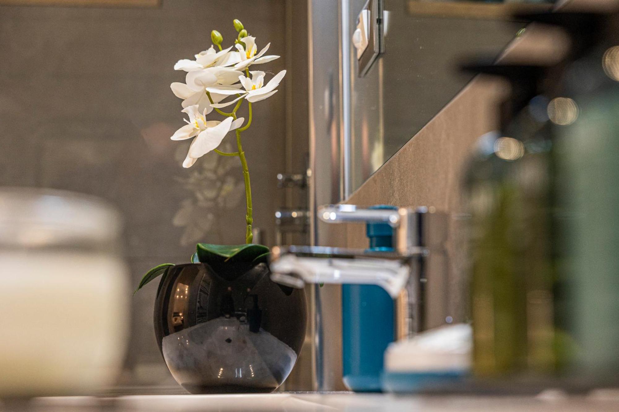 Orti Manara Design Apartments Verona Bagian luar foto
