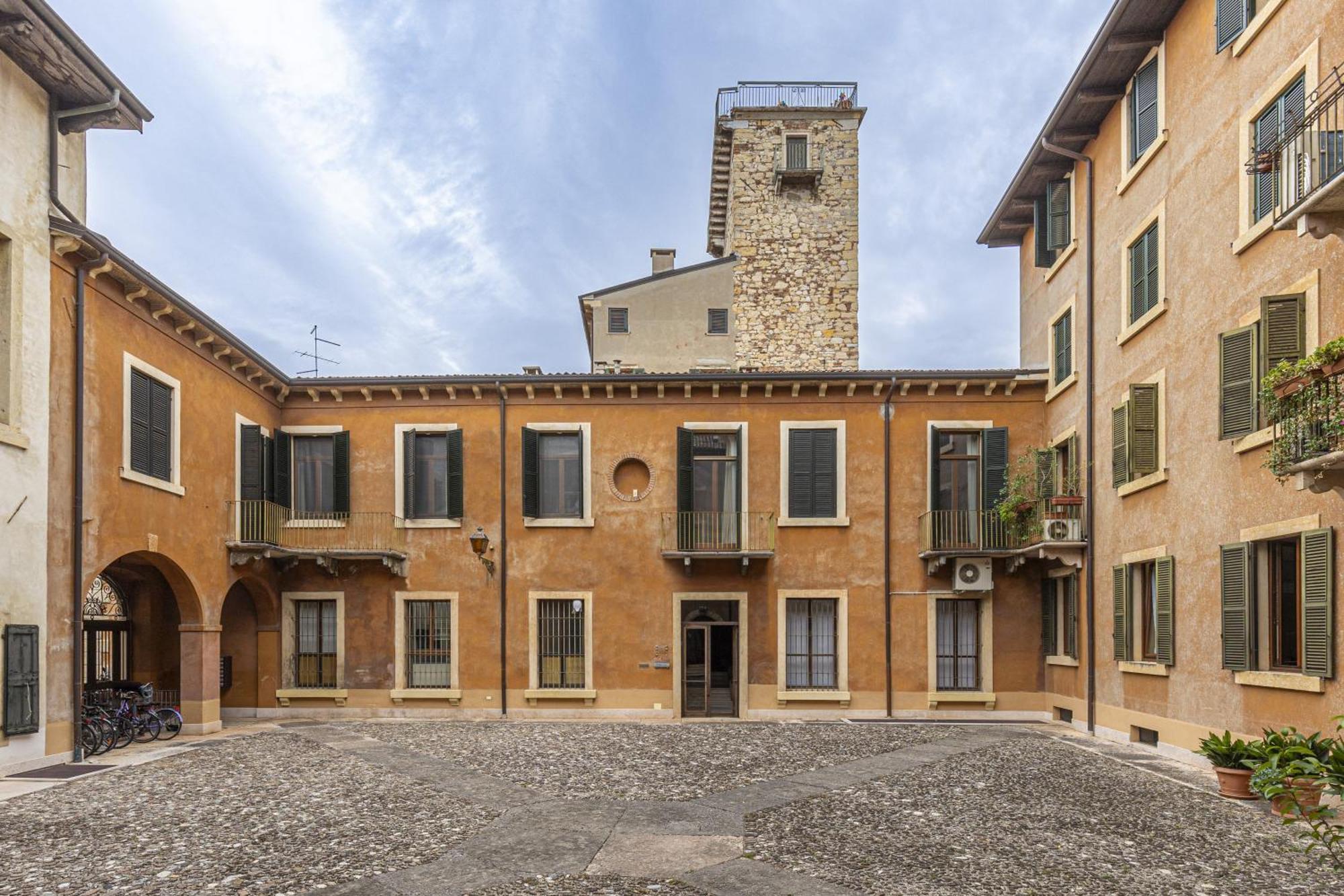 Orti Manara Design Apartments Verona Bagian luar foto